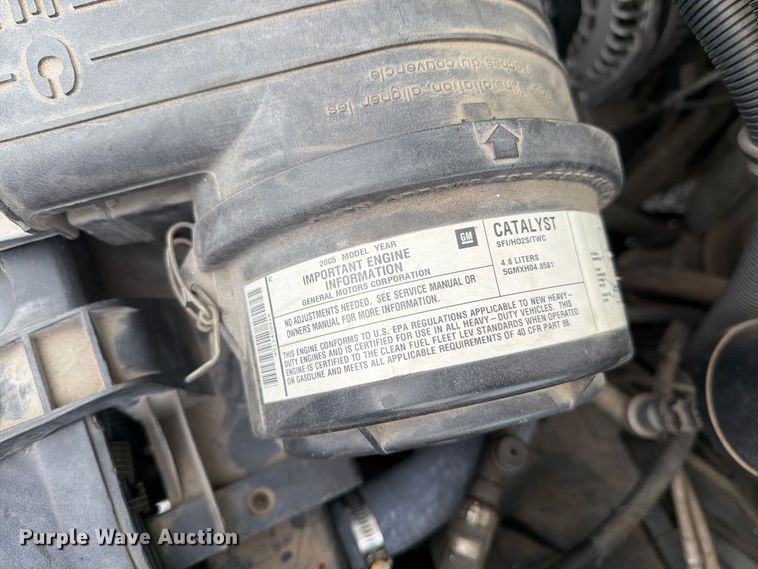 image for item FM8028 2005 Chevrolet Express G3500 school bus