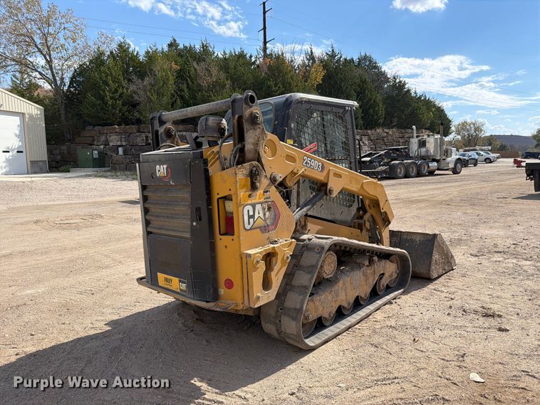 image for item FN1533 2020 Caterpillar 259D3 tracked skid steer loader