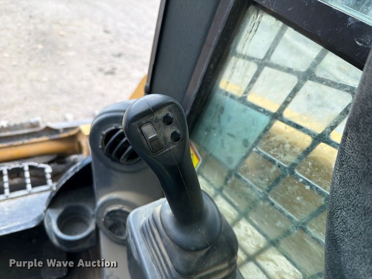 image for item FN1533 2020 Caterpillar 259D3 tracked skid steer loader