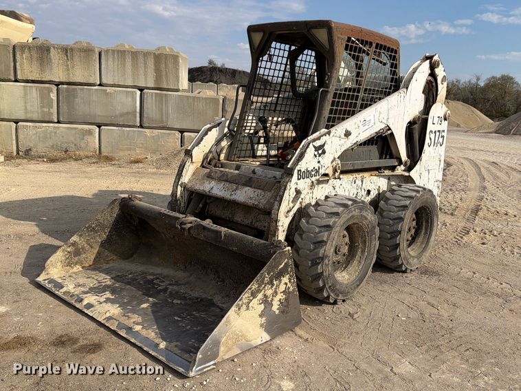 image for item FN1534 2005 Bobcat S175 skid steer loader