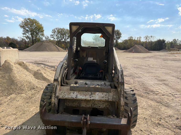 image for item FN1534 2005 Bobcat S175 skid steer loader