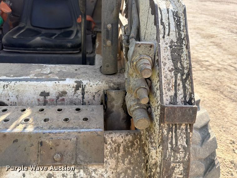 image for item FN1534 2005 Bobcat S175 skid steer loader