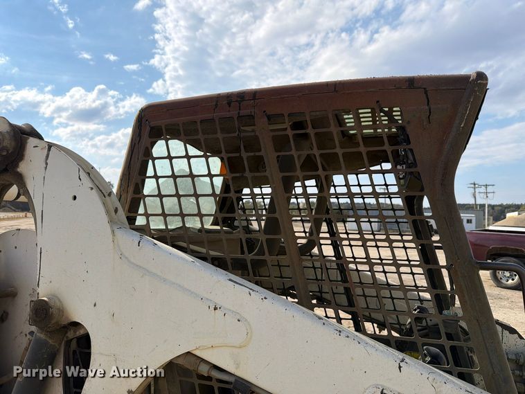 image for item FN1534 2005 Bobcat S175 skid steer loader