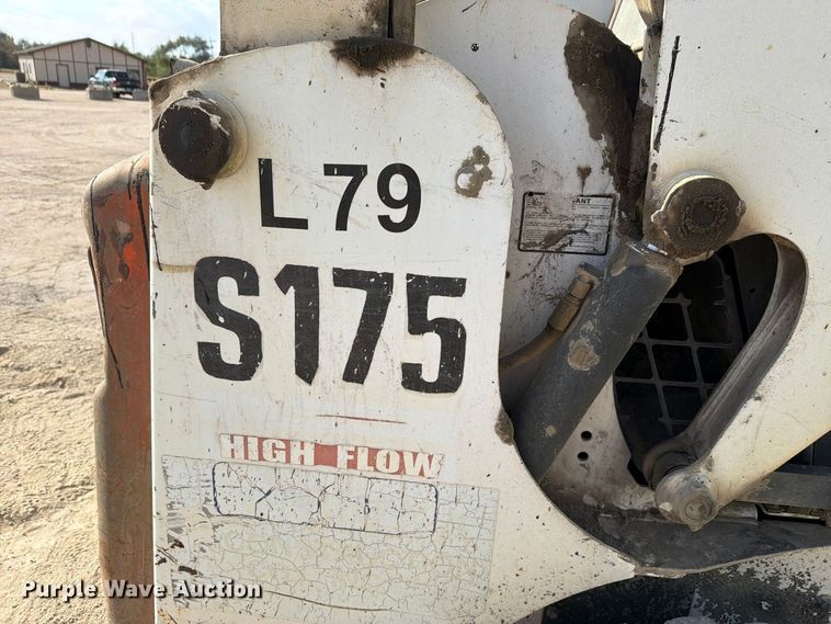 image for item FN1534 2005 Bobcat S175 skid steer loader
