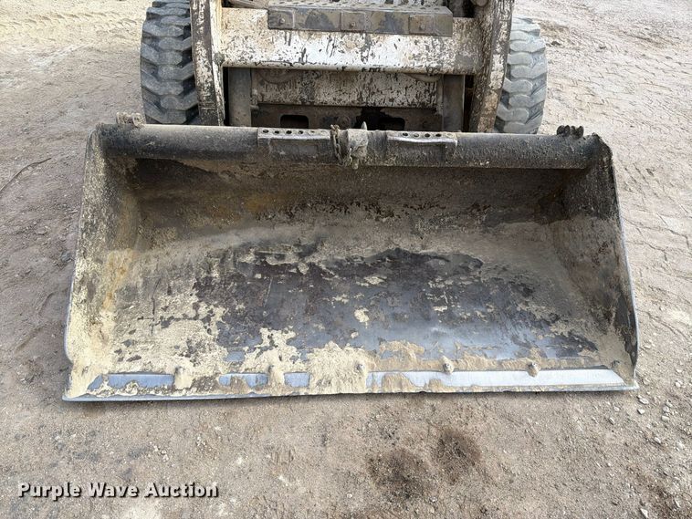 image for item FN1534 2005 Bobcat S175 skid steer loader