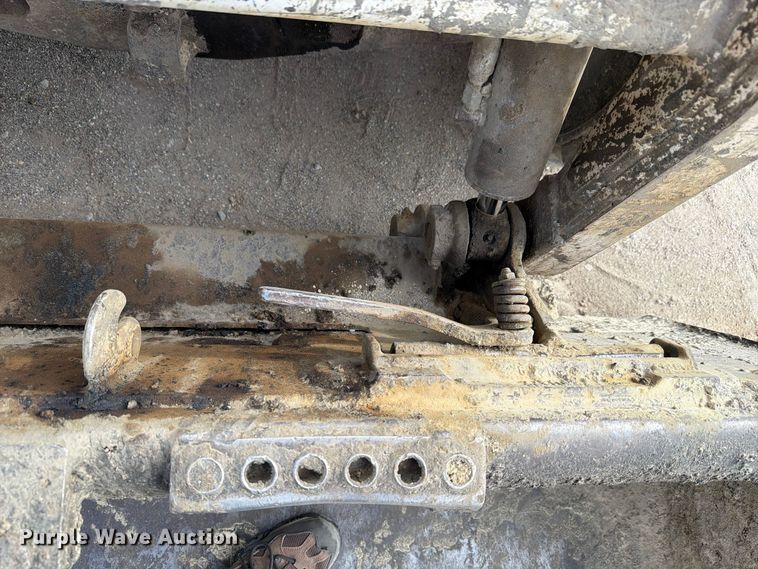 image for item FN1534 2005 Bobcat S175 skid steer loader