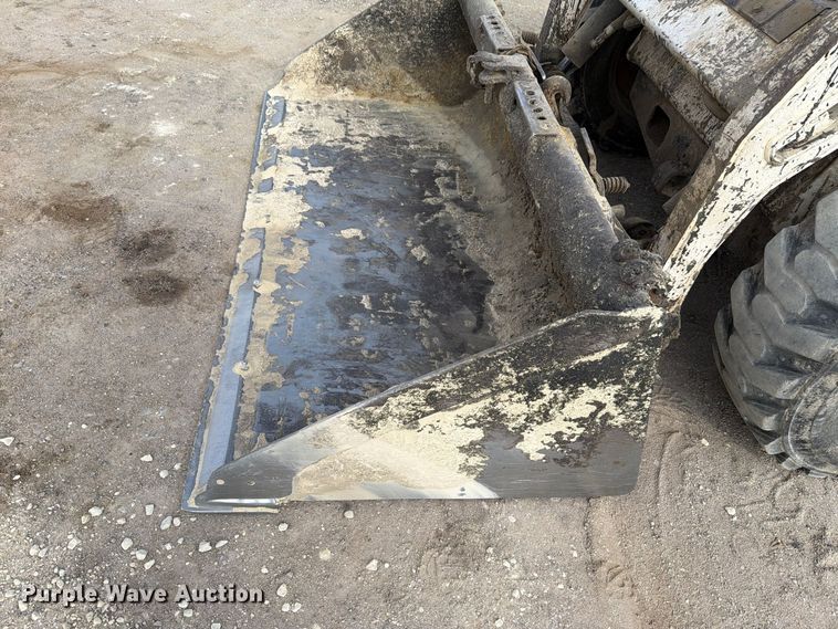 image for item FN1534 2005 Bobcat S175 skid steer loader