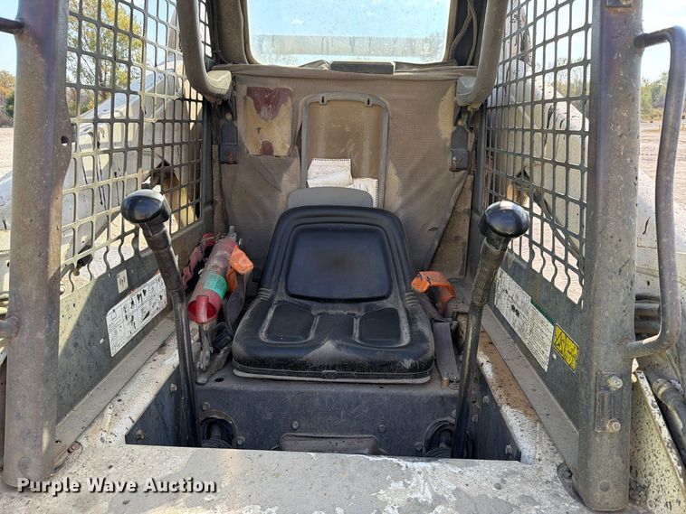 image for item FN1534 2005 Bobcat S175 skid steer loader
