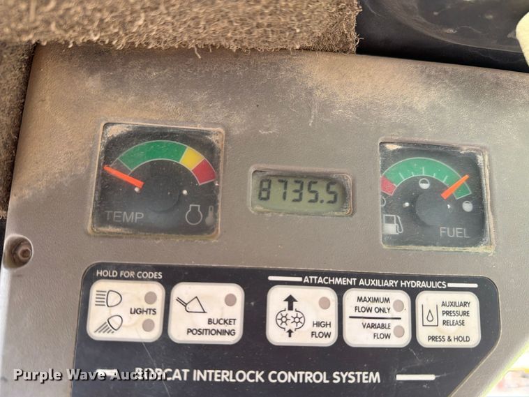 image for item FN1534 2005 Bobcat S175 skid steer loader