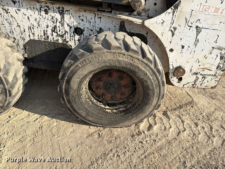 image for item FN1534 2005 Bobcat S175 skid steer loader