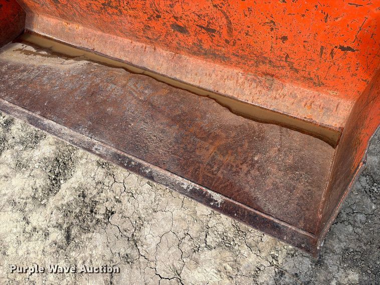 image for item FN1564 Kubota L2900 tractor