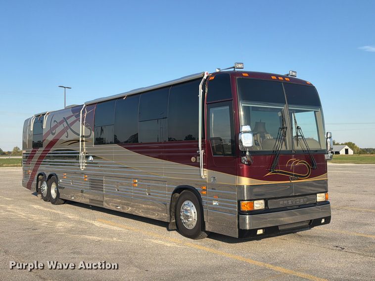 image for item FN2675 2001 Prevost XL2 RV