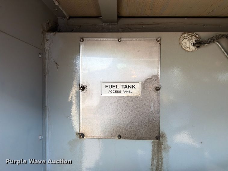 image for item FN2675 2001 Prevost XL2 RV