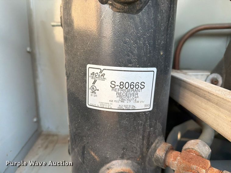 image for item FN2675 2001 Prevost XL2 RV