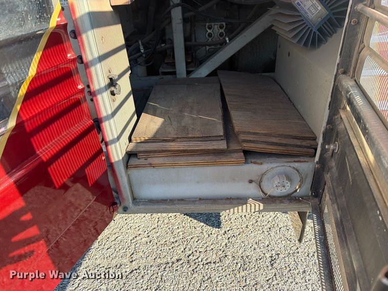 image for item FN2675 2001 Prevost XL2 RV