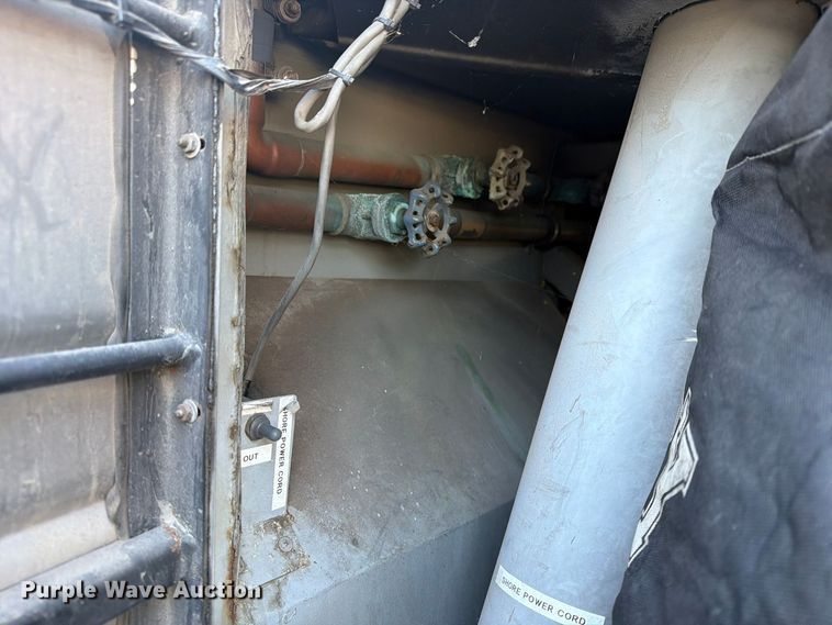 image for item FN2675 2001 Prevost XL2 RV