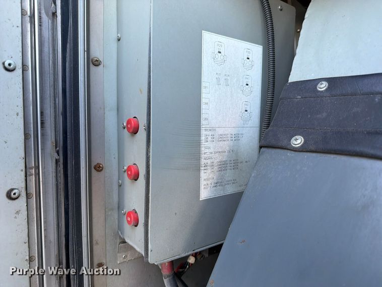 image for item FN2675 2001 Prevost XL2 RV