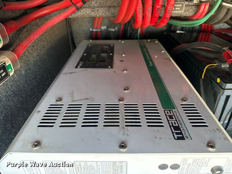 image for item FN2675 2001 Prevost XL2 RV