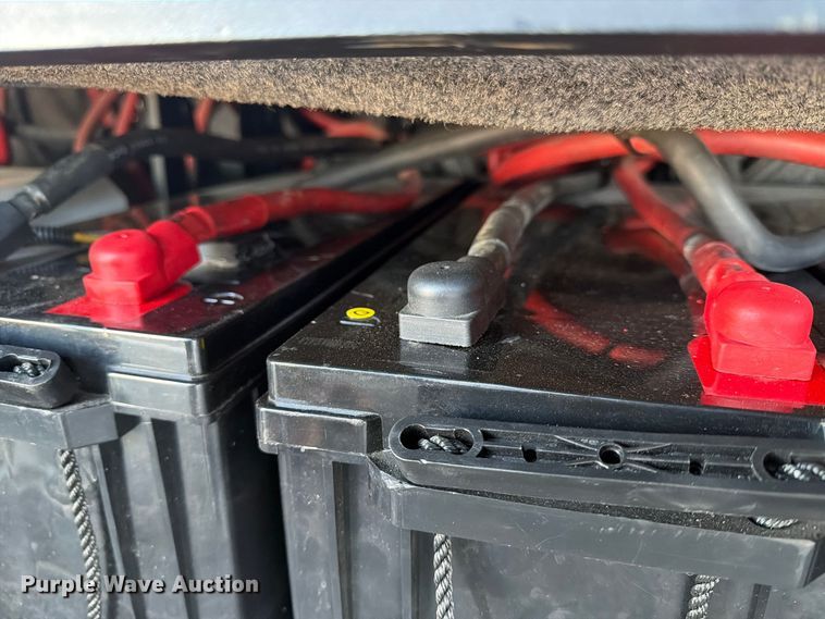 image for item FN2675 2001 Prevost XL2 RV
