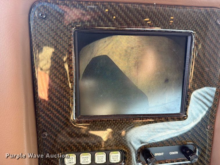 image for item FN2675 2001 Prevost XL2 RV