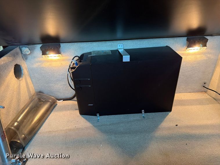 image for item FN2675 2001 Prevost XL2 RV