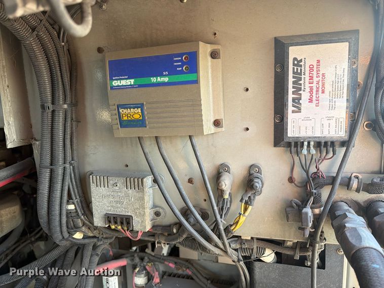 image for item FN2675 2001 Prevost XL2 RV