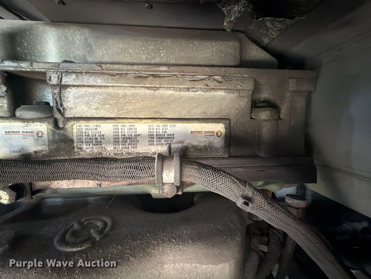 image for item FN2675 2001 Prevost XL2 RV