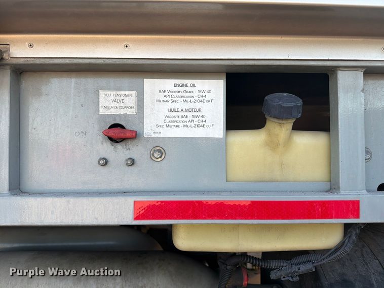 image for item FN2675 2001 Prevost XL2 RV