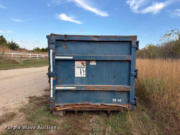 image for item FN5971 Roll-off dumpster