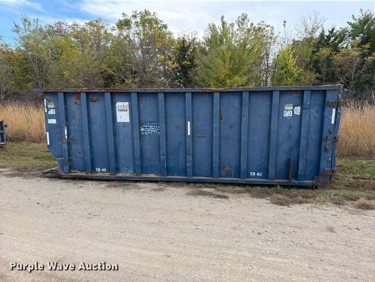 image for item FN5971 Roll-off dumpster