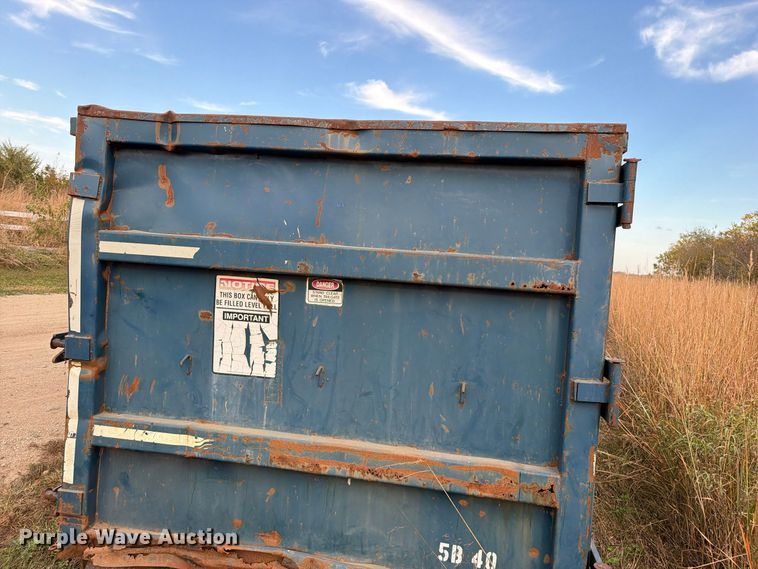 image for item FN5971 Roll-off dumpster