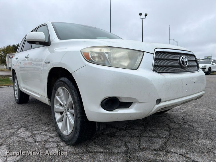 image for item FP3221 2010 Toyota Highlander SUV