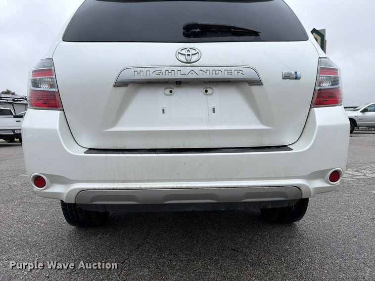 image for item FP3221 2010 Toyota Highlander SUV