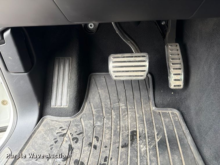 image for item FP3222 2012 Porsche Cayenne SUV