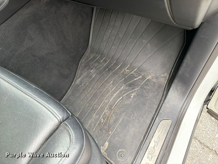 image for item FP3222 2012 Porsche Cayenne SUV