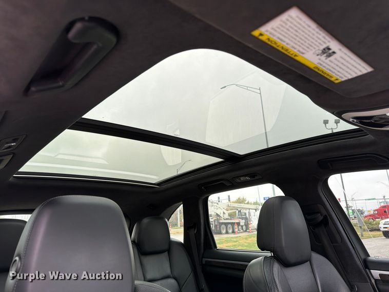 image for item FP3222 2012 Porsche Cayenne SUV