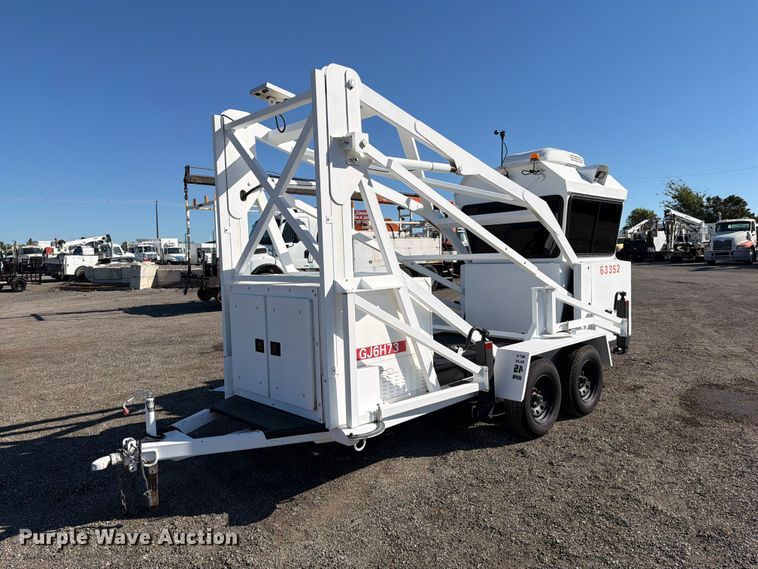 image for item FW3532 New Heights Manufacturing Sky Watch tower trailer