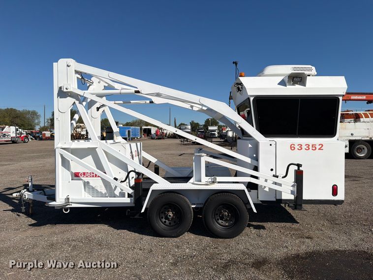 image for item FW3532 New Heights Manufacturing Sky Watch tower trailer