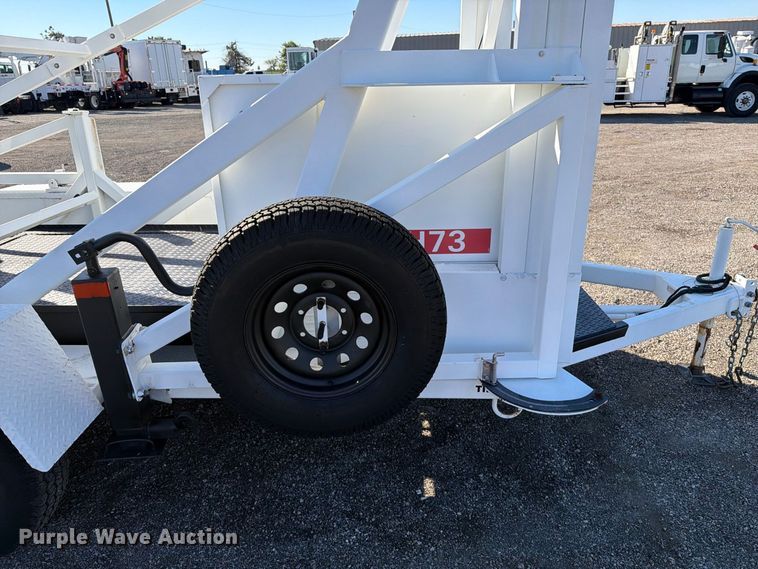 image for item FW3532 New Heights Manufacturing Sky Watch tower trailer