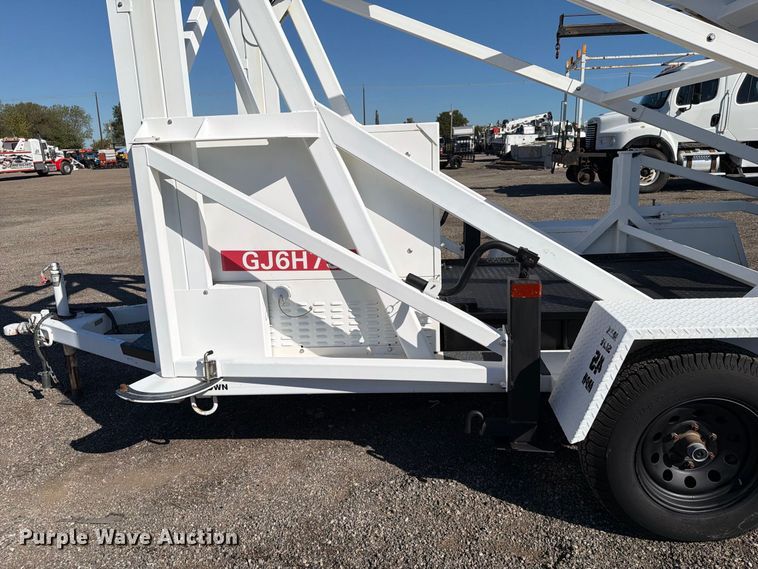 image for item FW3532 New Heights Manufacturing Sky Watch tower trailer