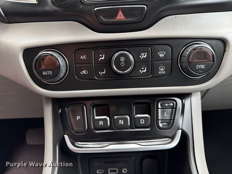 image for item FW3553 2019 GMC Terrain SUV