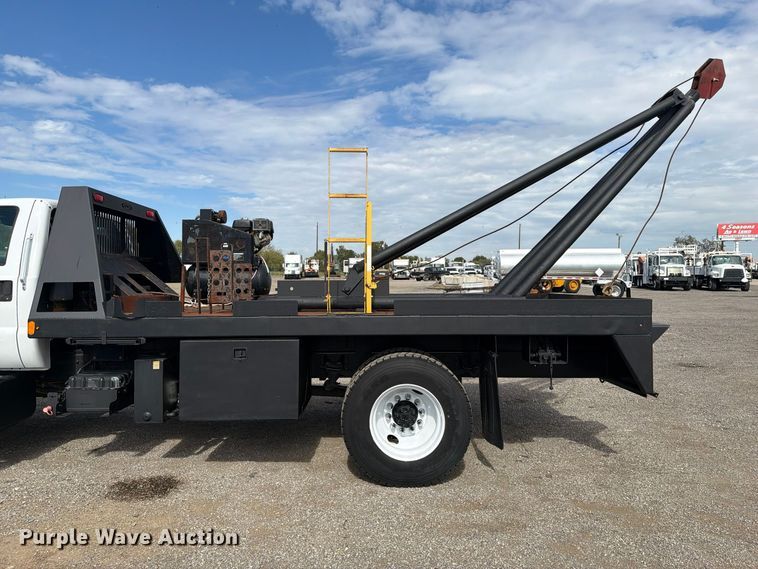 image for item FW3575 2011 Ford F750 winch truck