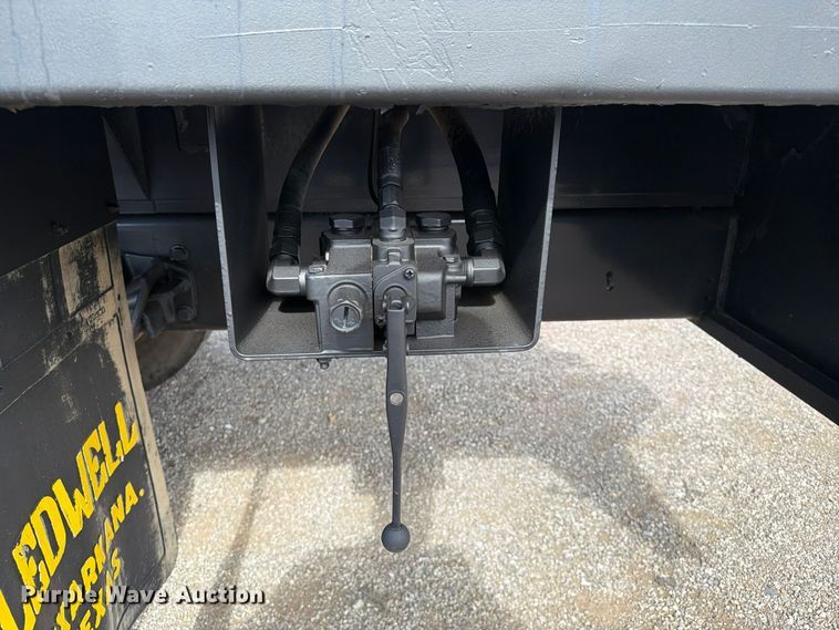 image for item FW3575 2011 Ford F750 winch truck