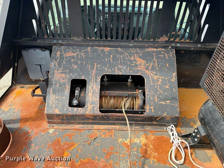 image for item FW3575 2011 Ford F750 winch truck