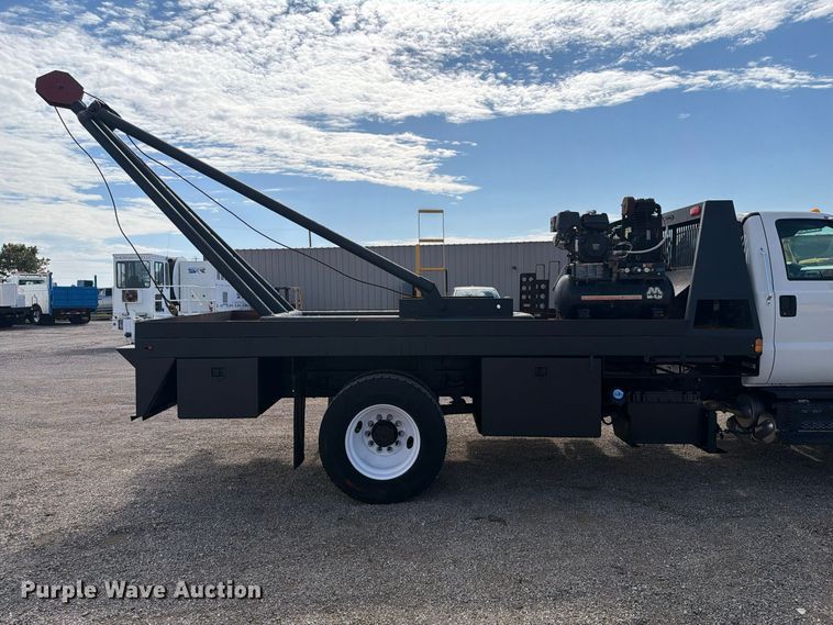 image for item FW3575 2011 Ford F750 winch truck