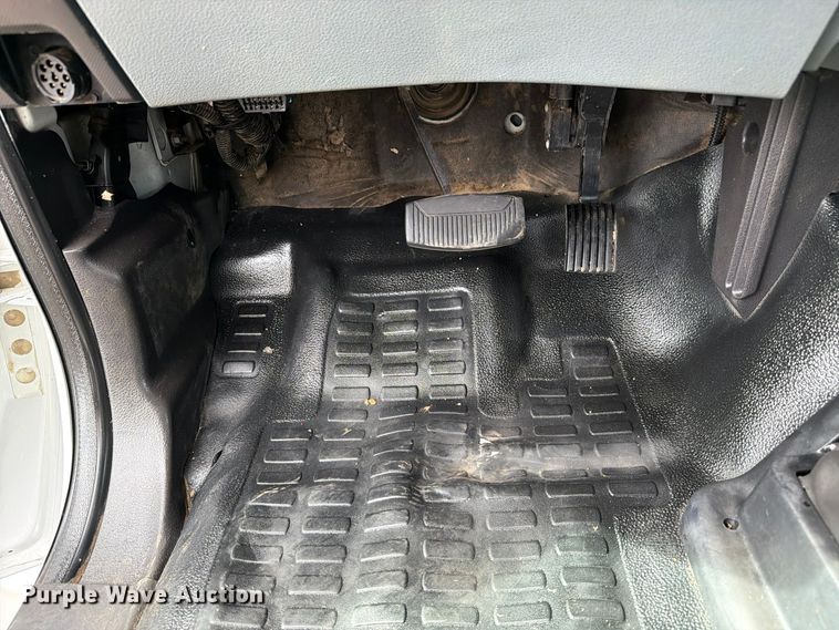 image for item FW3575 2011 Ford F750 winch truck