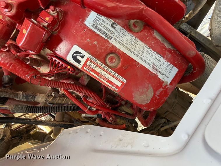 image for item FW3575 2011 Ford F750 winch truck