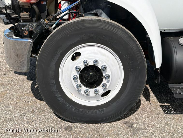 image for item FW3575 2011 Ford F750 winch truck