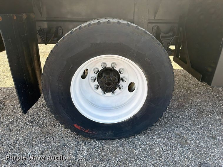 image for item FW3575 2011 Ford F750 winch truck