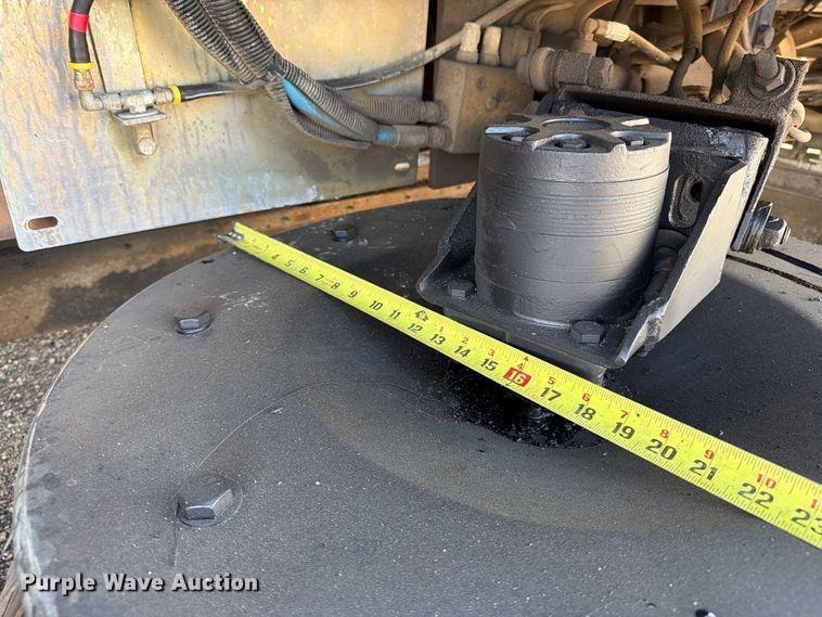 image for item FW3577 2002 International 4700 street sweeper truck